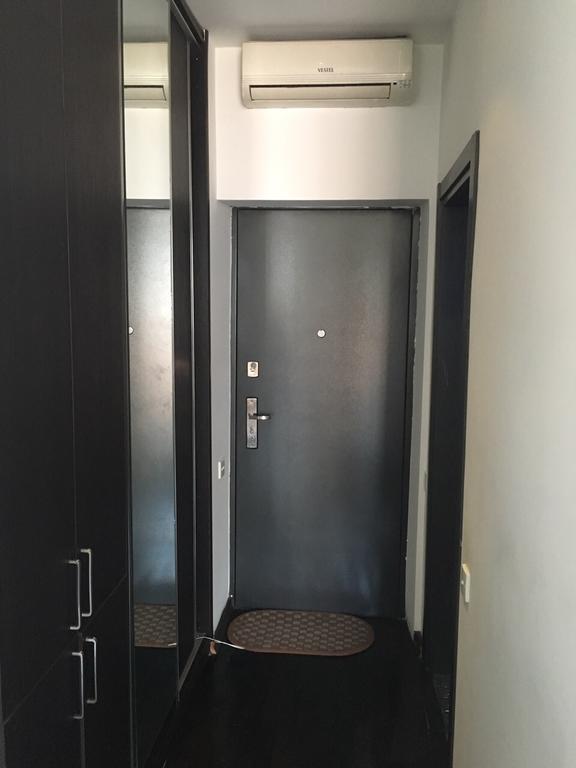 Black-White Rooms Батумі Екстер'єр фото